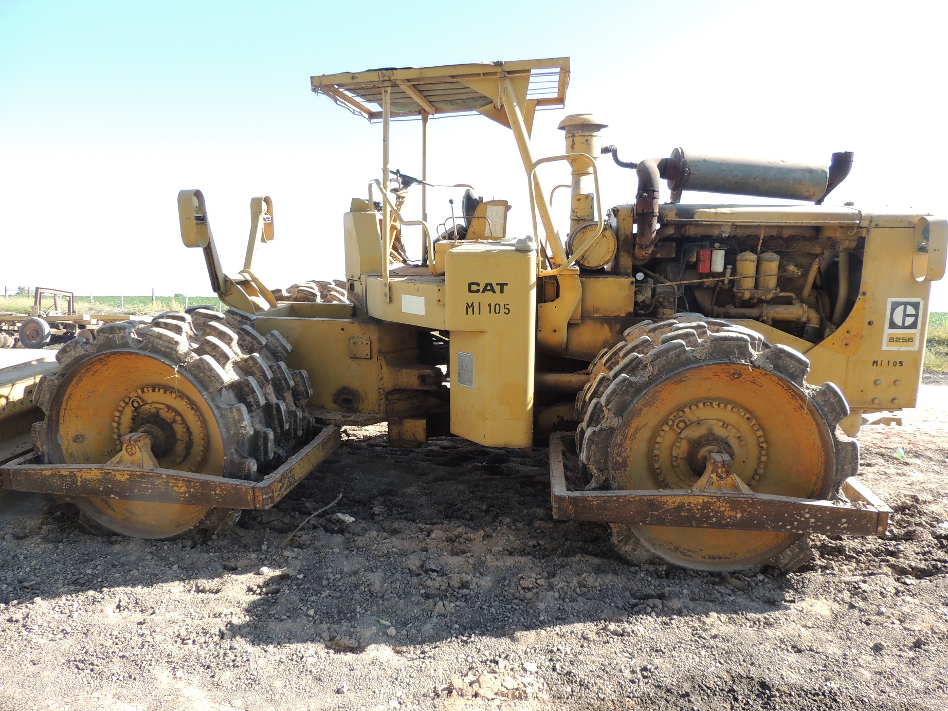 Compactador Pata De Cabra Cat 825 B 1977 Mercado Vial Argentina